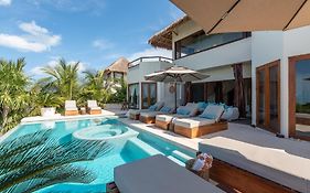 Casa Punta Coco&Beach Club